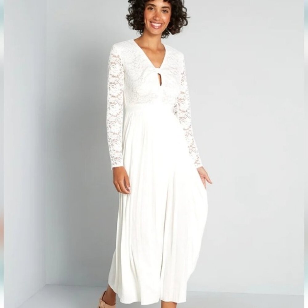 Modcloth x Little Mistress Lacing Down The Aisle Maxi Dress Size 10 New Bridal